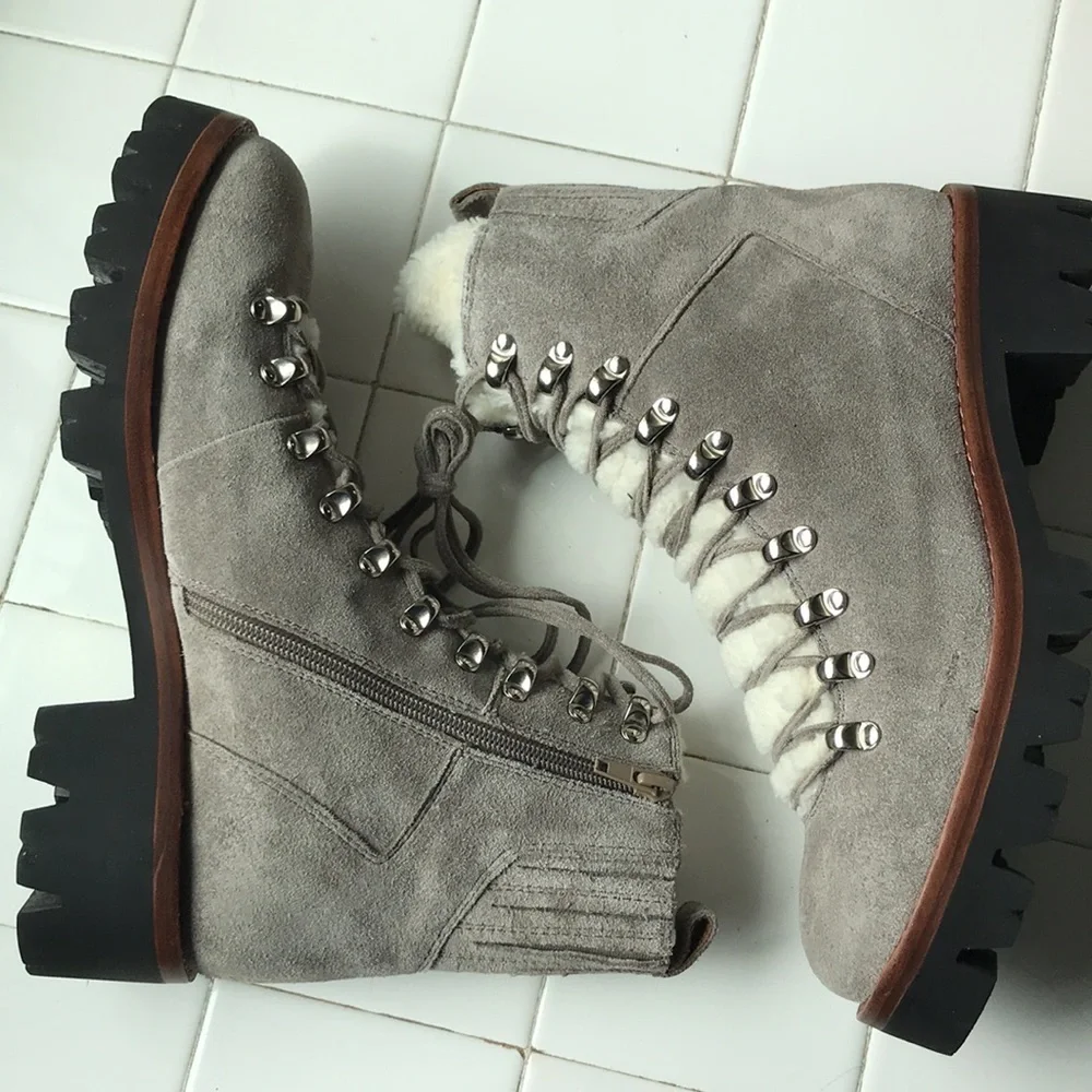 New Jeffrey Campbell Culvert Sherpa boot size 8.5, 10